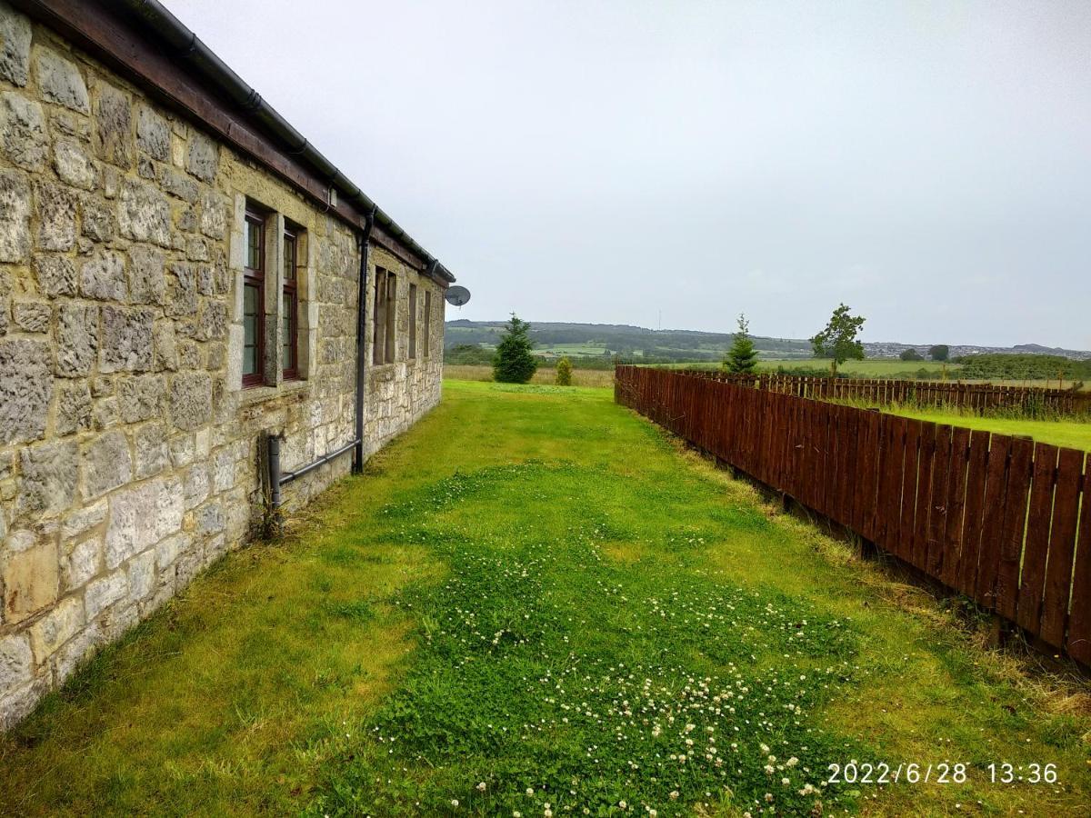 Cottage With Panoramic Views Kirk of Shotts Kültér fotó